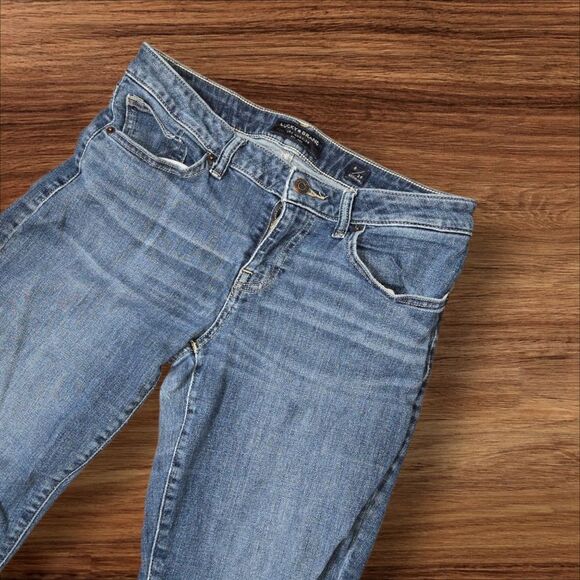 Lucky Brand Straight Classic Blue Denim Jeans - Picture 2 of 9